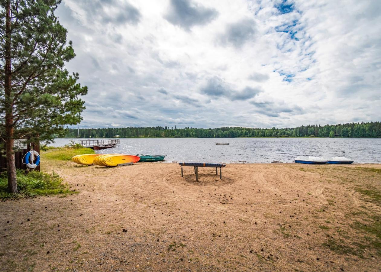 ホテル Honkiniemi Ähtäri エクステリア 写真