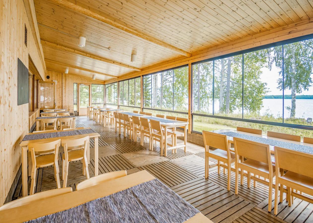 ホテル Honkiniemi Ähtäri エクステリア 写真