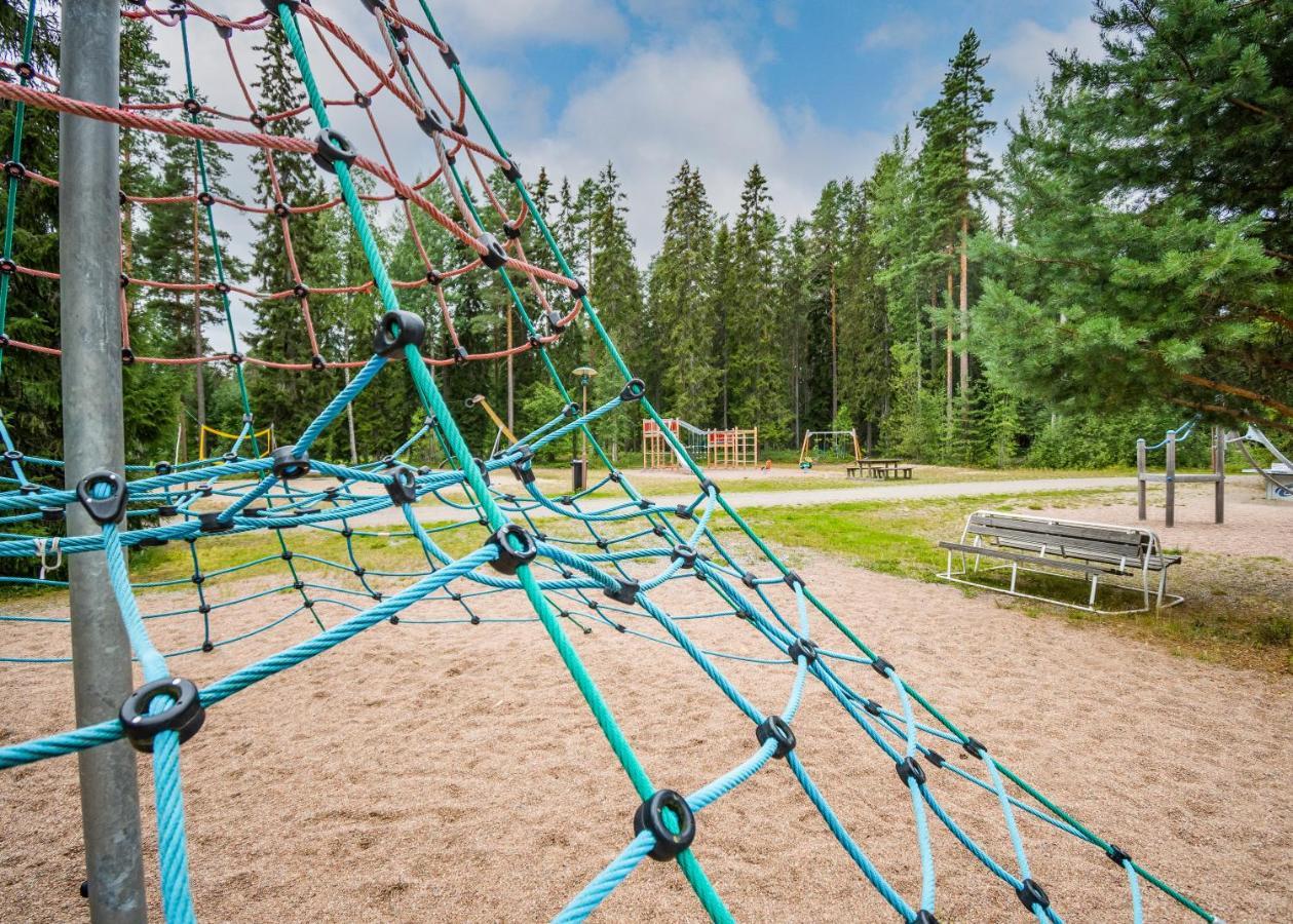 ホテル Honkiniemi Ähtäri エクステリア 写真