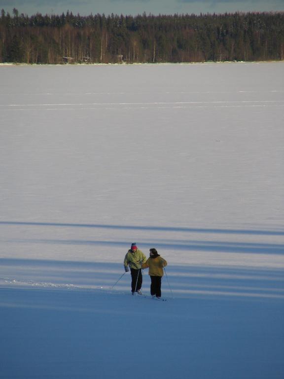 ホテル Honkiniemi Ähtäri エクステリア 写真
