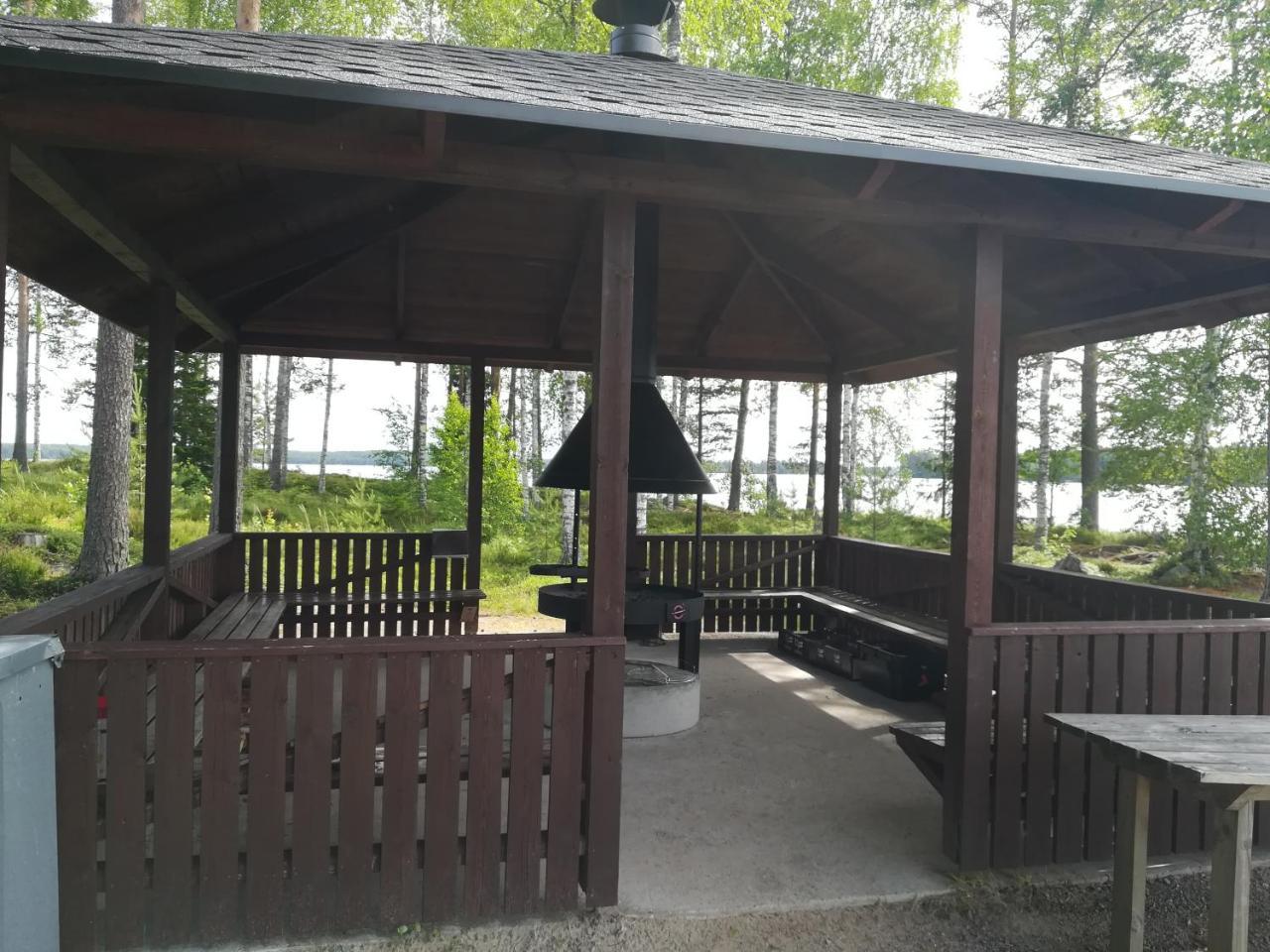 ホテル Honkiniemi Ähtäri エクステリア 写真